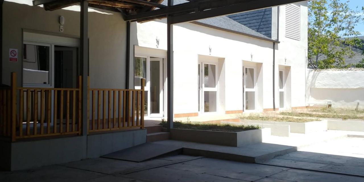 Apartamentos Turisticos Magencio Carucedo Exterior photo